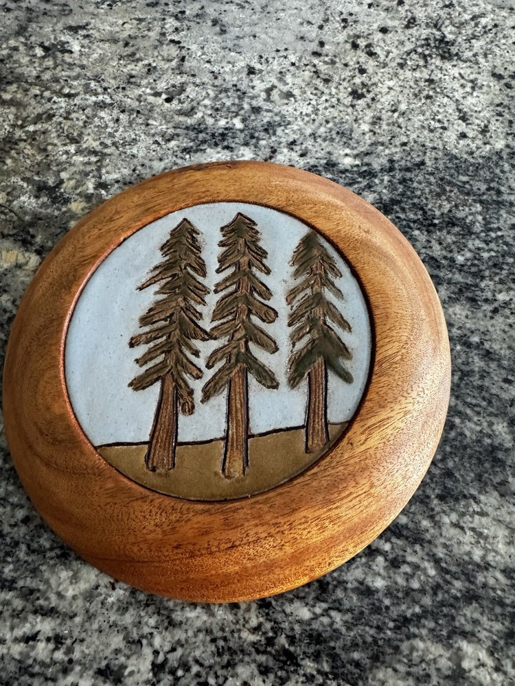 Table Trivet Pine Tree Ceramic 70-89’s Pottery