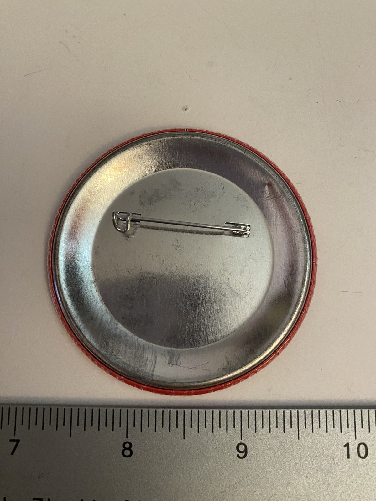 Kevin Francis 2000 Face Pots From England Pin Back Button P19