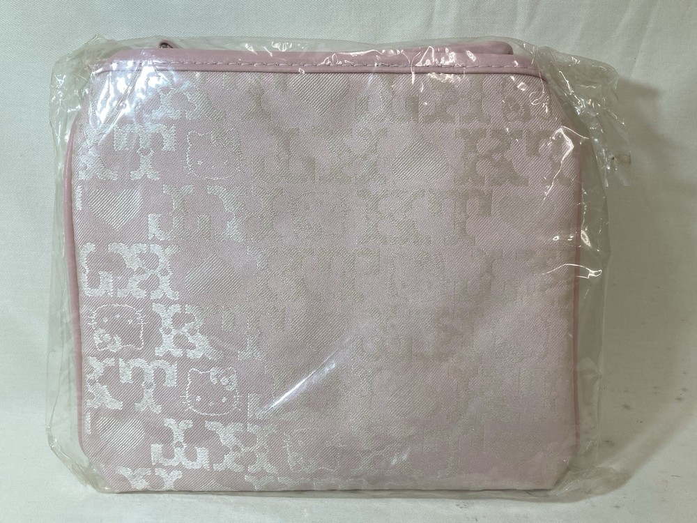 [M480]Sanrio Hello Kitty  Monogram pouch Pink