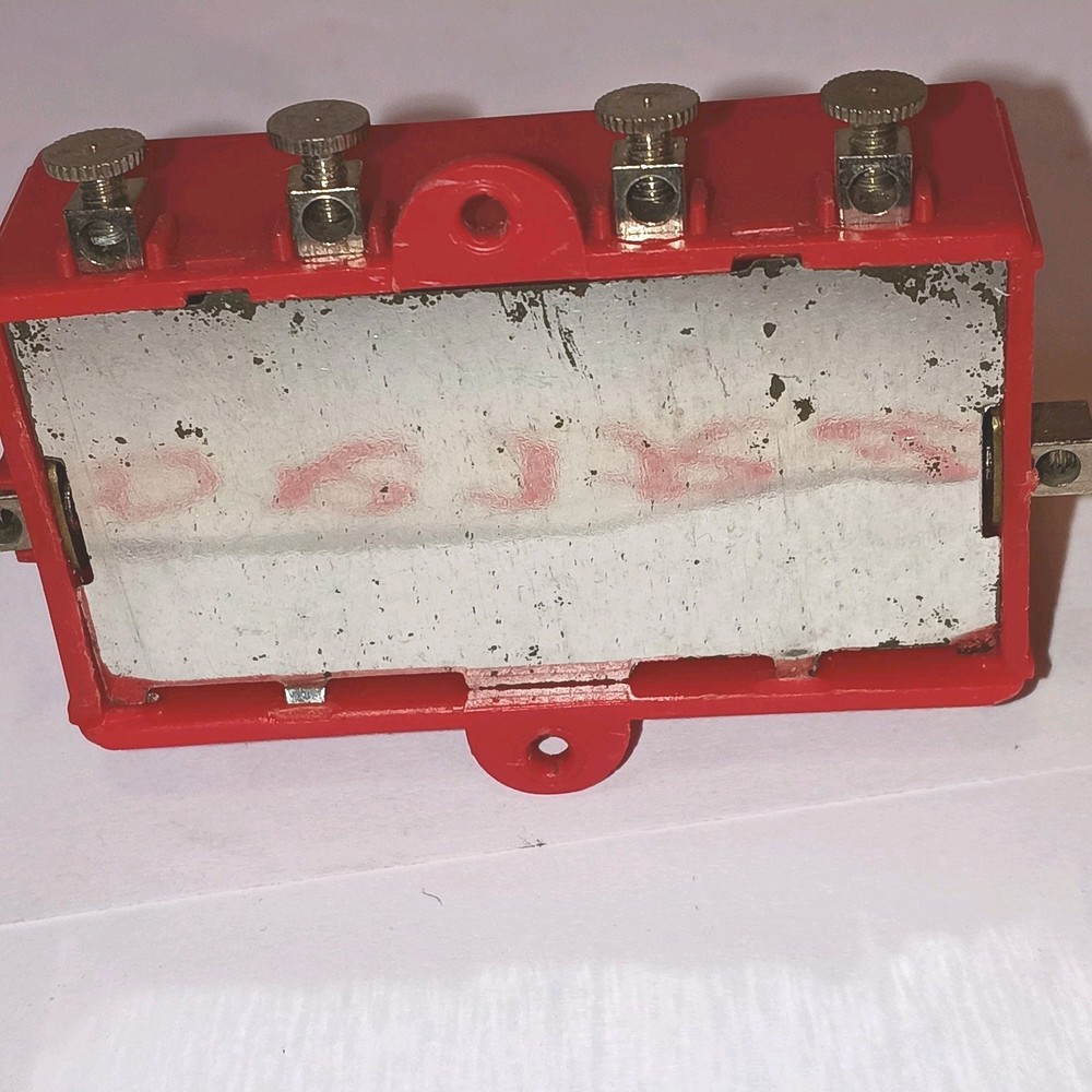 LIMA-3065-BUTTON BOX X 2 EXCHANGES-GREAT
