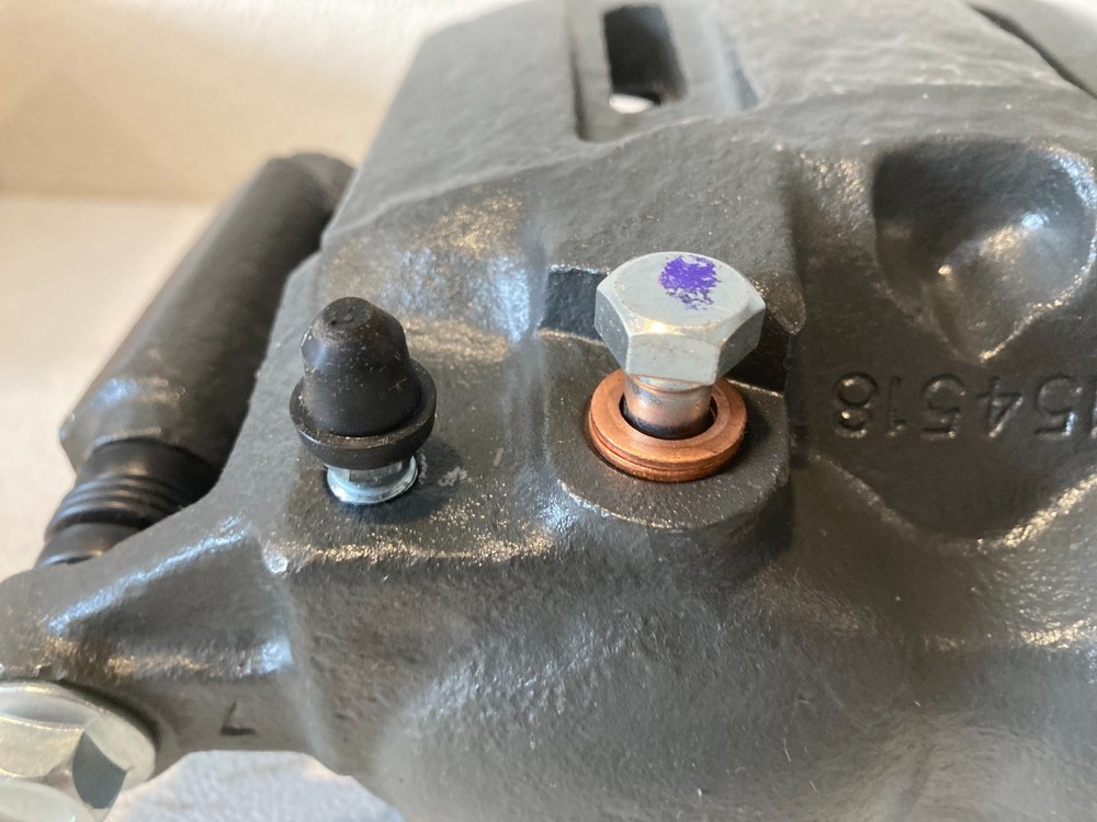 Duralast 18-B5022 BRACKETED CLPR CALIPER CON BKT