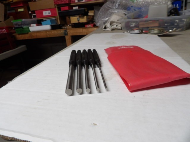 Starrett 248 Drive Pin Punch Set of 5 with Pouch, New Tool