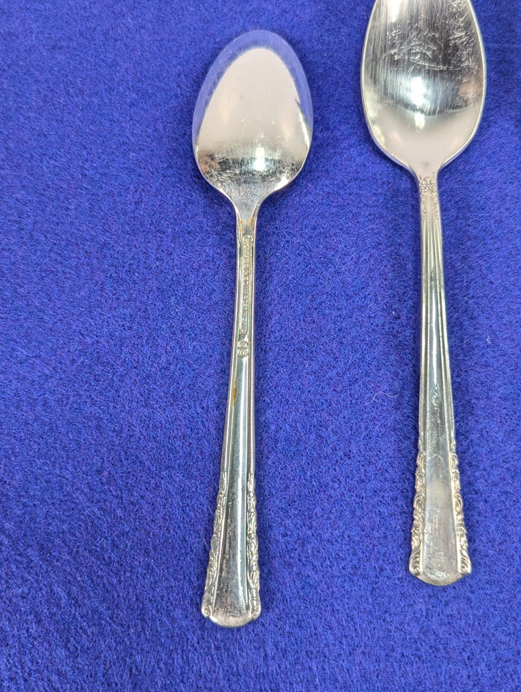 May Queen Holmes Edwards Teaspoons (6) Silverplate SILVERWARE Flatware 1951