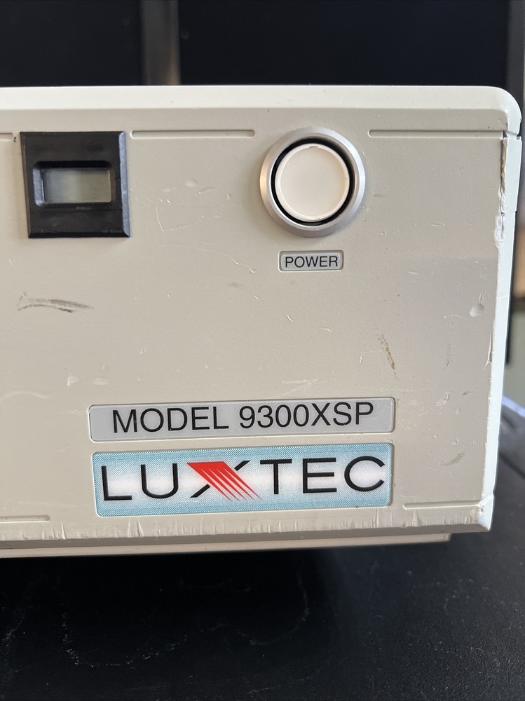 Luxtec 9300XSP Light Source