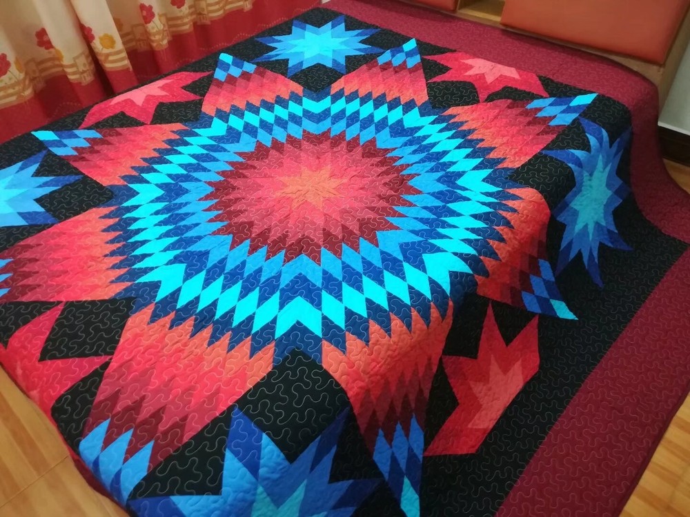 King  Size  Machine Pieced And quilted  Patchwork Quilt #162B