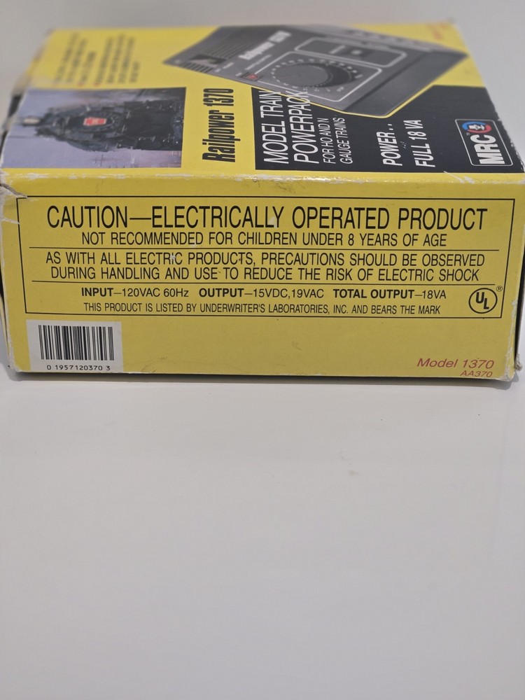MRC Railpower 1370 Model Train Powerpack 18V output W/Box