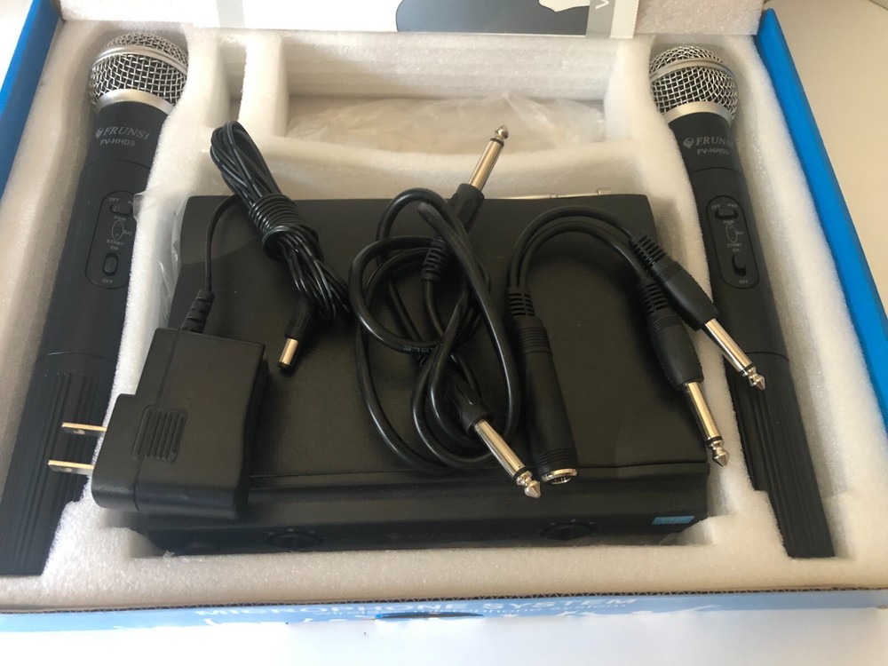 Frunsi VHF Professional Wireless Microphones