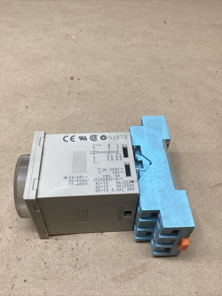 OMRON H3CR-A8 Timer Modules 100-240VAC 50/60HZ #709G105