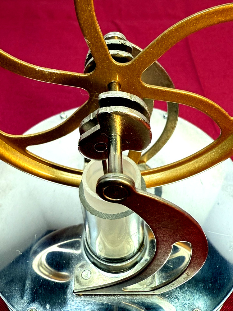 Low Temp Stirling Engine Model – Working Desktop Generator with 3 Inch Flywheel