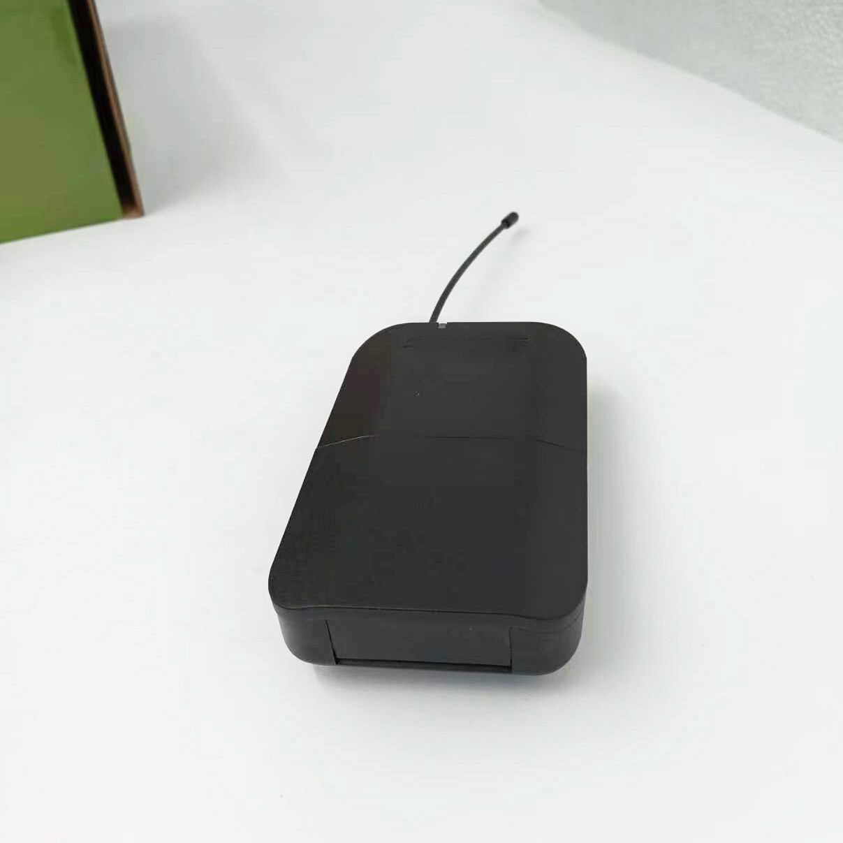 BLX14/PGA31 Wireless Headworn Microphone System HEADSET SYSTEM W/PGA31 New