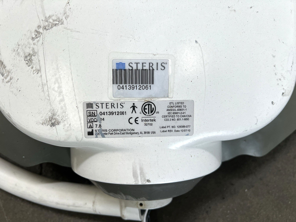 Steris Harmony LED 585 Surgical Lighting and Visualization System (For Part)