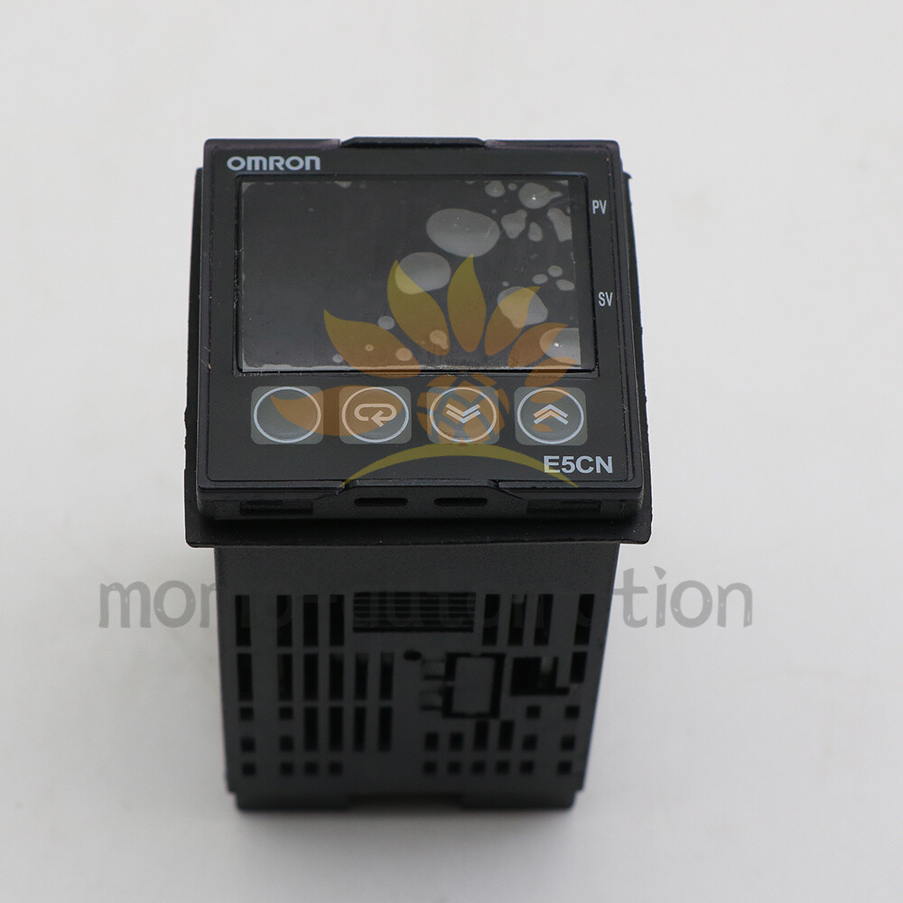 NEW OMRON E5CN-QMT-500 temperature controller 100-240V 1PCS