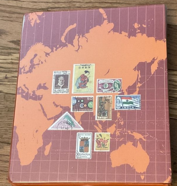 Scott’s World Stamp Album Book Postage Stamp Album 1973/ 4 Stamps Inside/Collect
