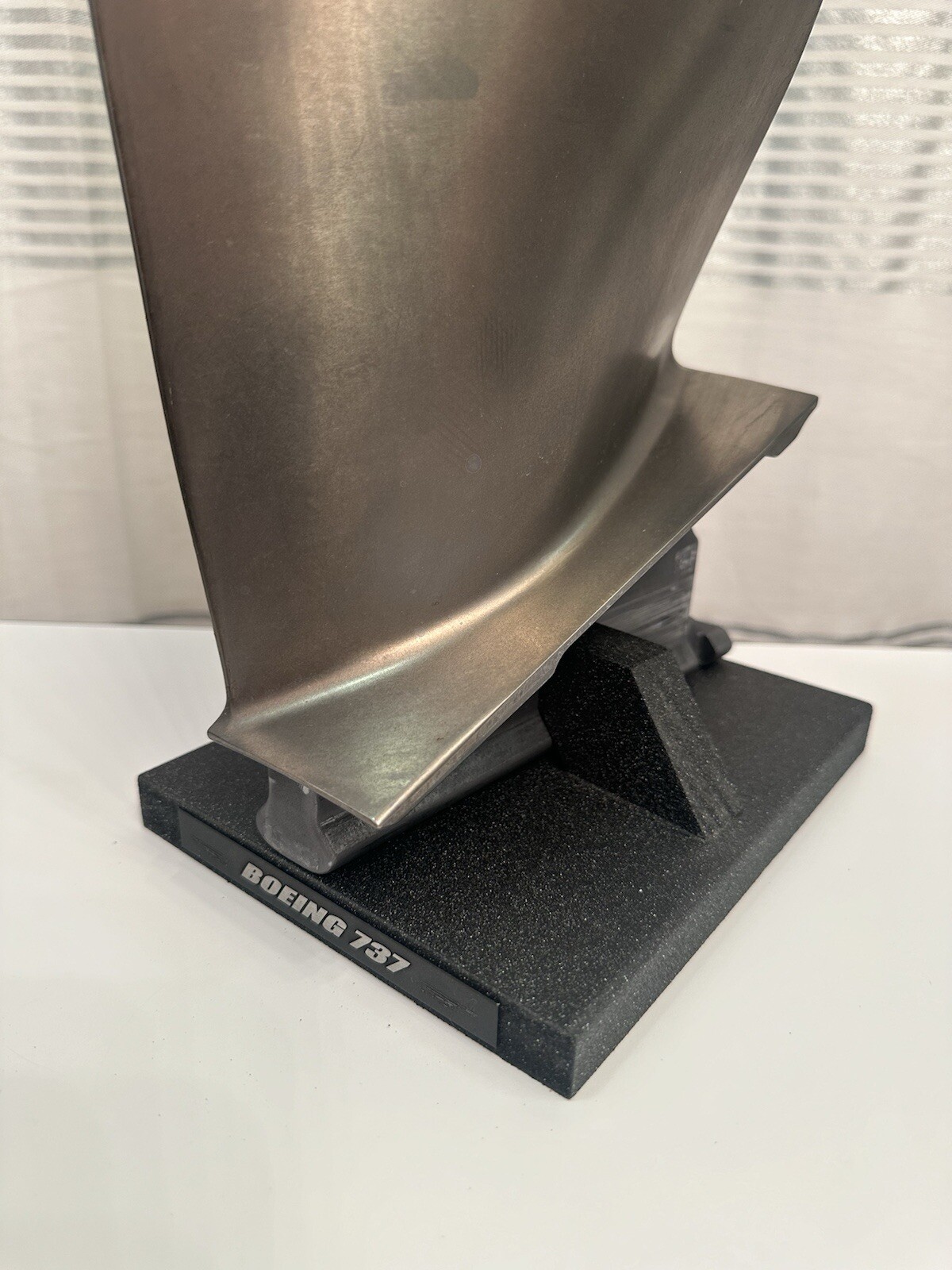 Boeing 737 CFM56 Titanium Jet Engine Fan Blade. Aviation Desk Model Pilot Gift
