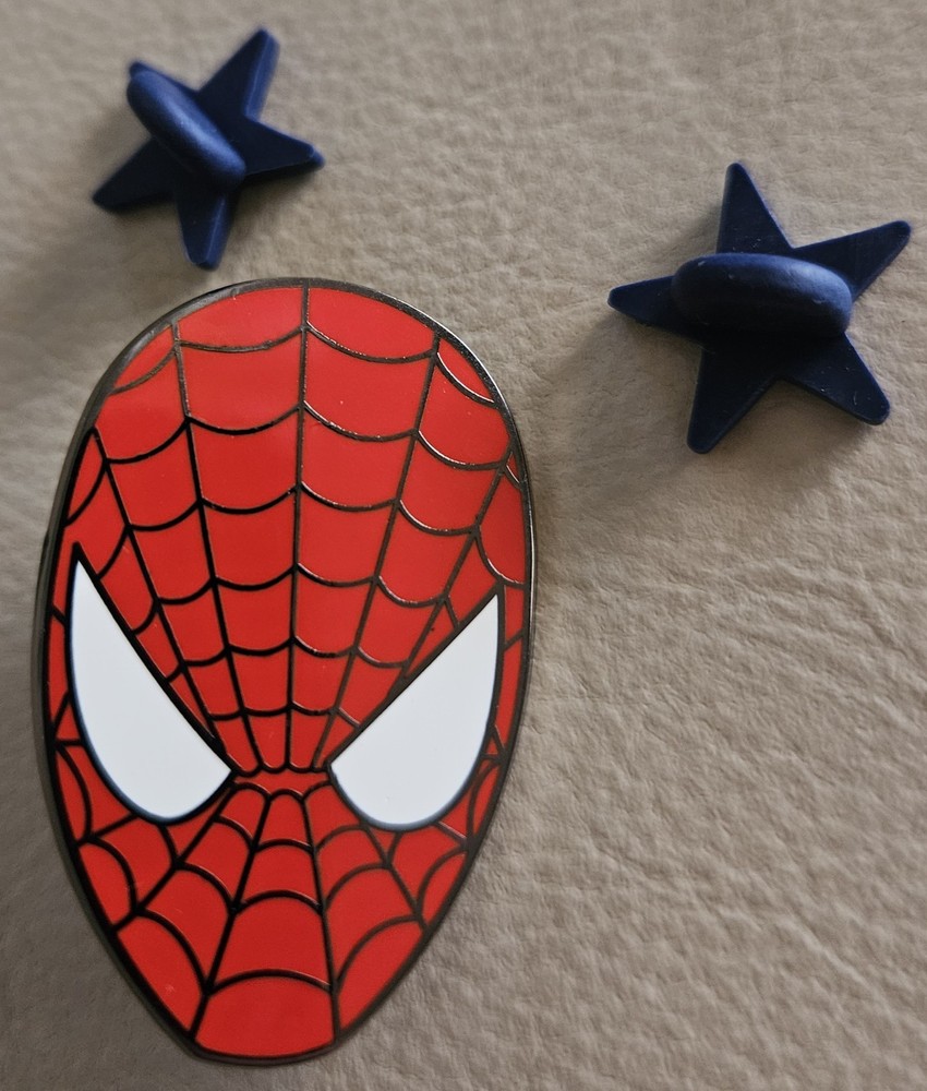 Universal Studios Orlando Spiderman MaskPin 2013