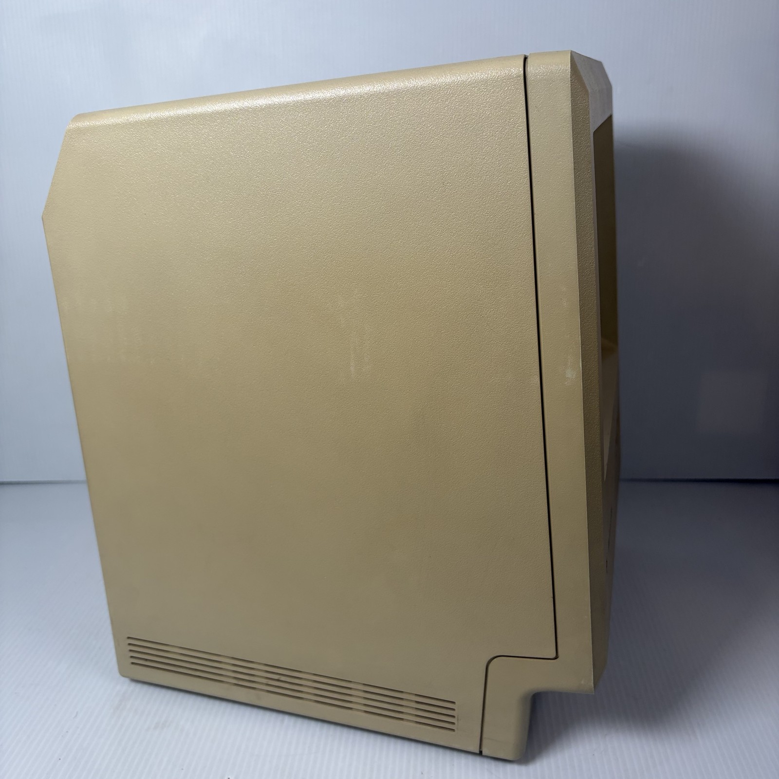 Vintage Apple Macintosh Plus 1MB M0001A Computer System 3.0 Working Beige