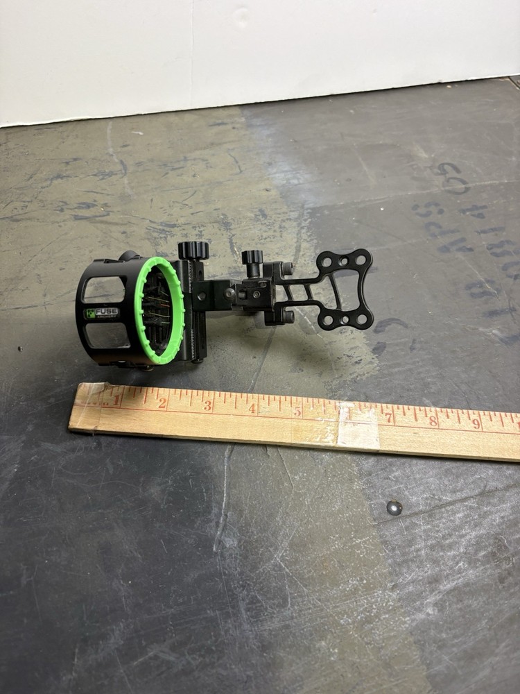 Fuse Vectrix PXT 5 Pin Bow Sight Micro Adjust Black RH