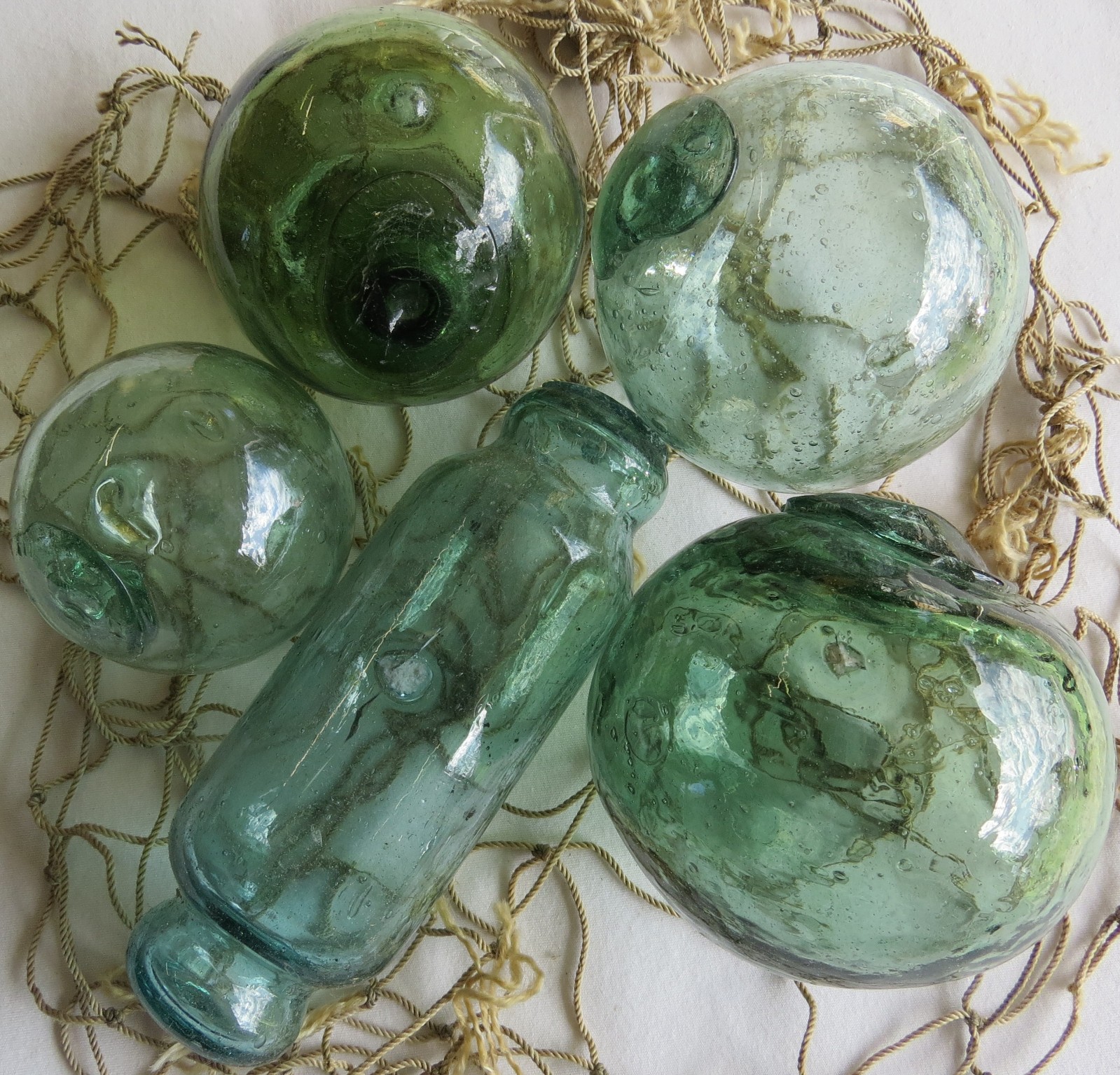 JAPANESE GLASS Fishing FLOATS Mixed Shades & Sizes (5) w/Inclusions Antiques!