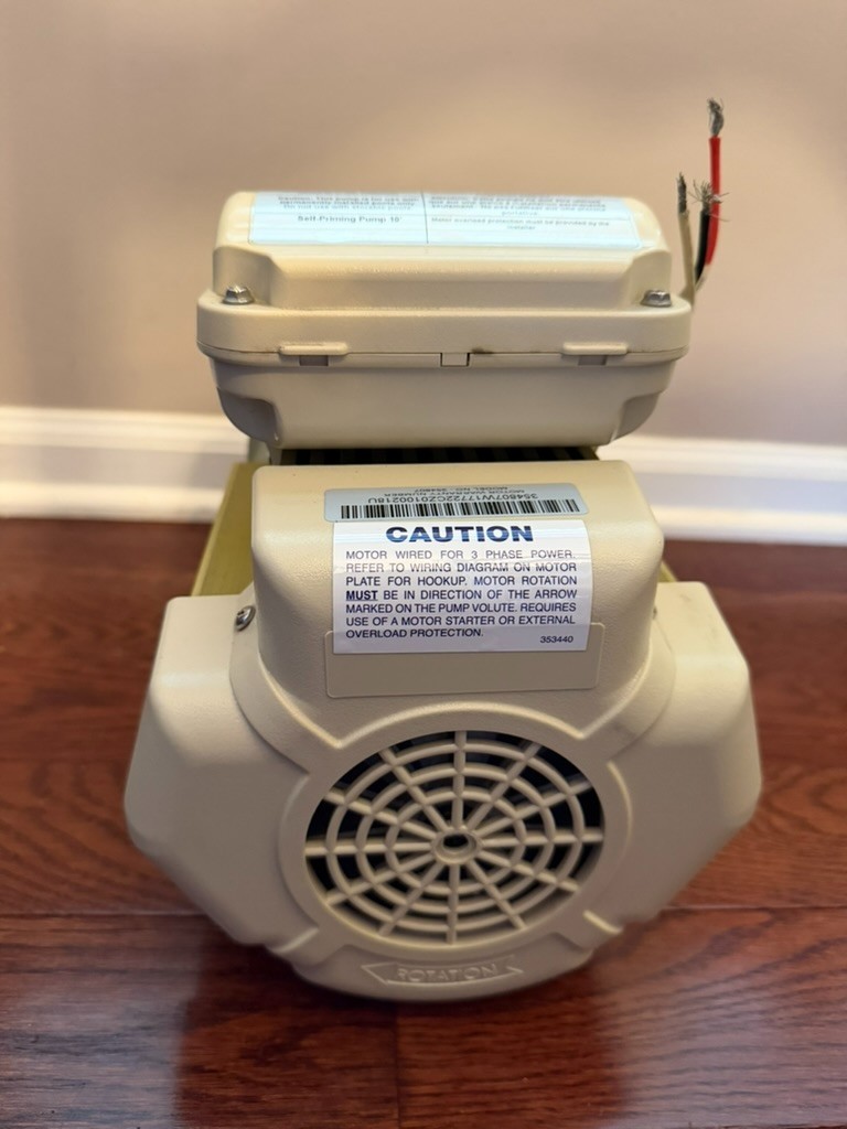 Pentair 354807 1.5 HP Pump Motor Square Flange 3-Phase 208-230/460 Volts 60 Hz*