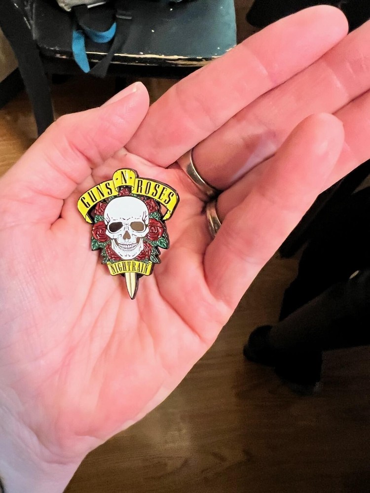 guns n roses jacket pin