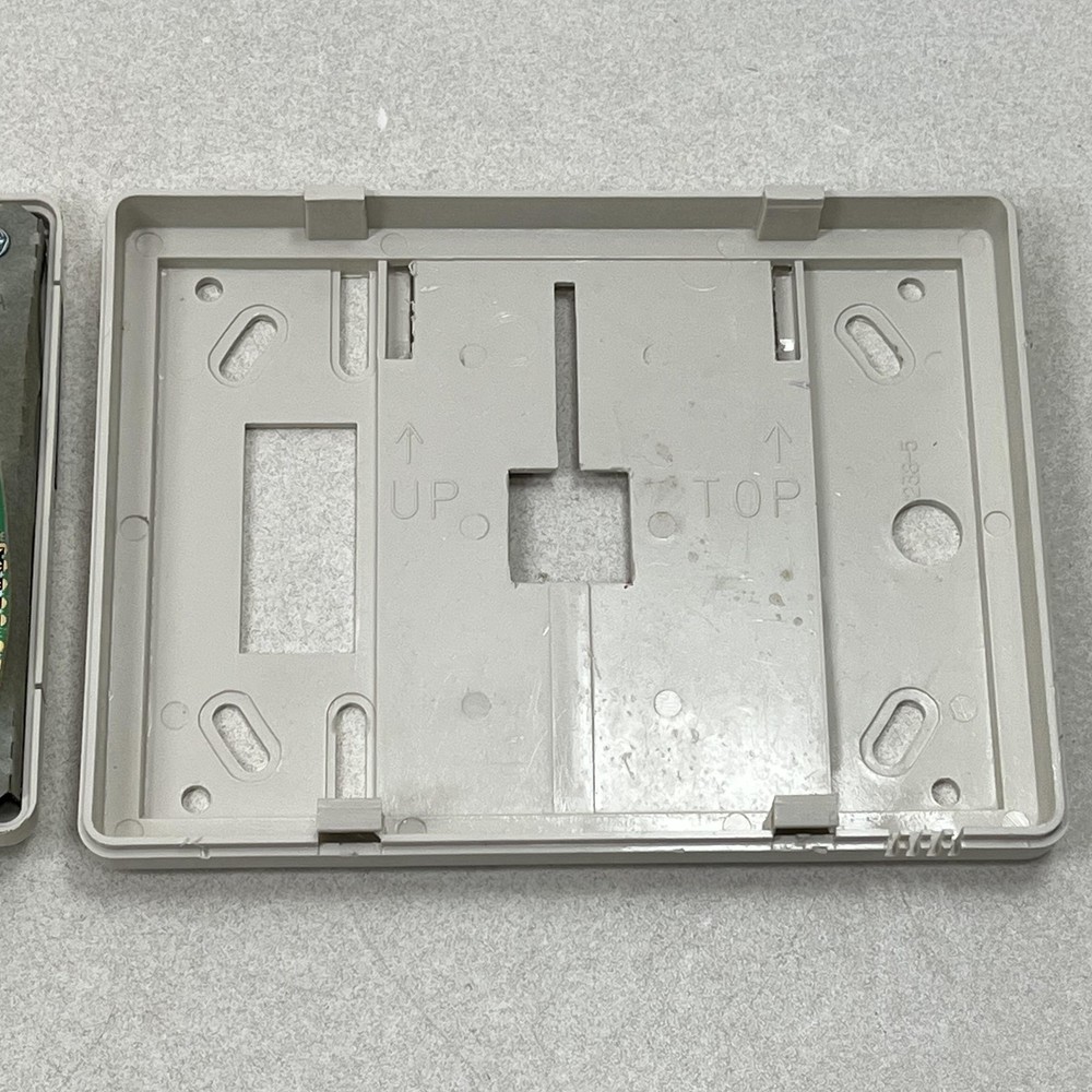 Napco GEM-RP2ASE2 Gemini Computerized Alarm System Security Keypad Wired *PARTS*