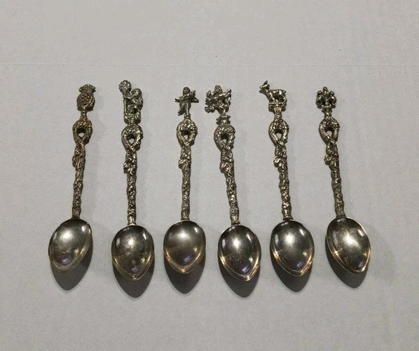 Vintage Set of 6 Montagnani Style Demitasse Spoons Stamped Italy