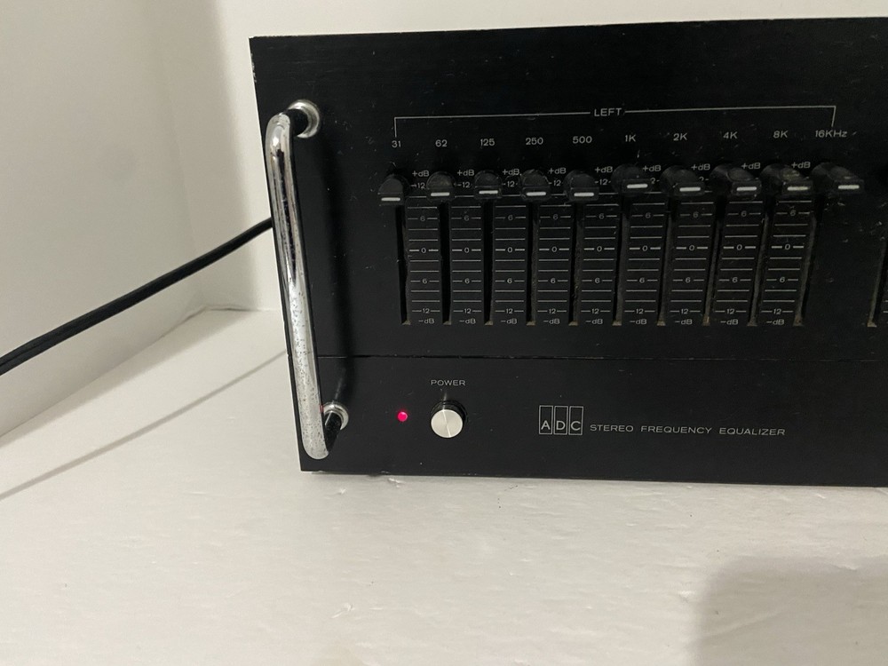 ADC Sound Shaper One Ten Stereo Frequency Equalizer Black Powers On Untested