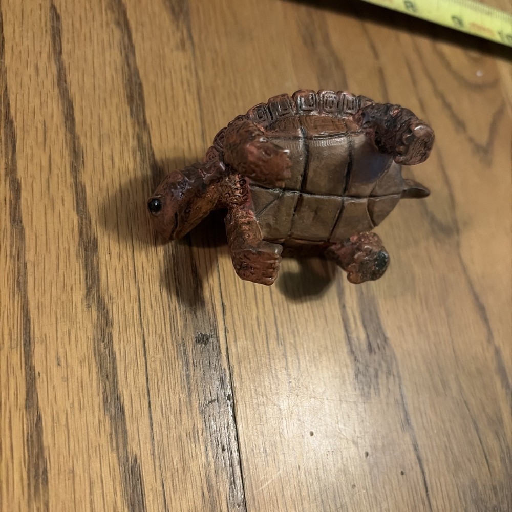 Small 3” Resin Turtle Unbranded