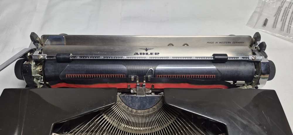 Adler Tippa S Typewriter Case 1960s - Tested working Read