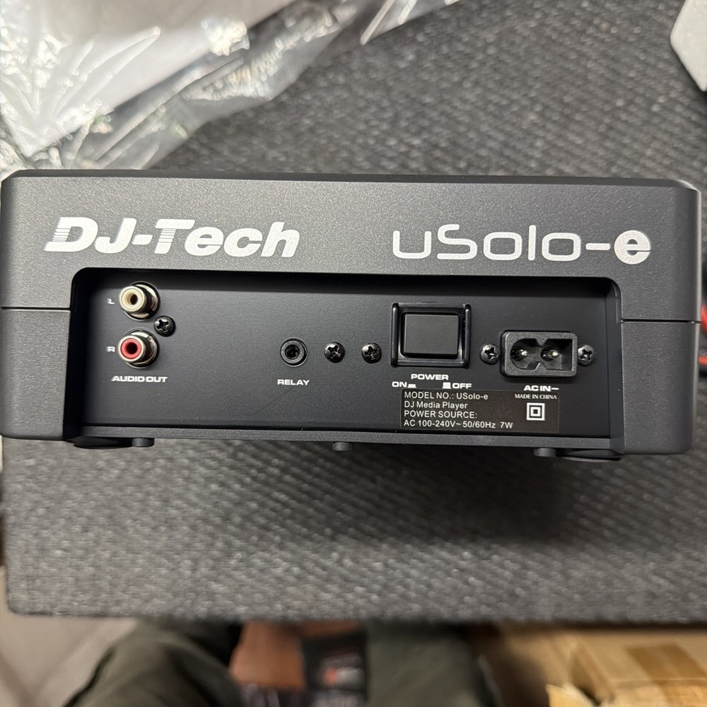 DJ-Tech USolo-e USB DJ Player + RCA Cable Plug & Play Bundle