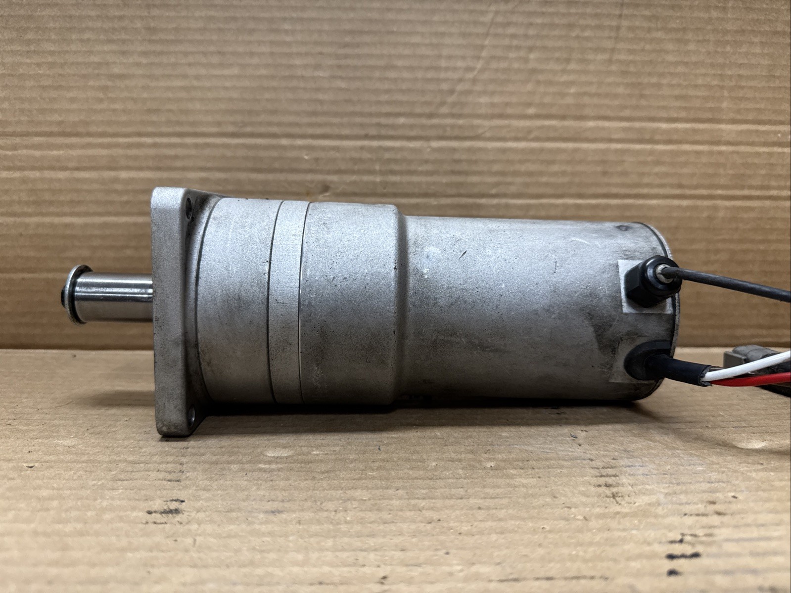 CROWN PSM-C3006-D-43S MOTOR CVVMS-5085-43 CROWN PART