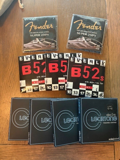 Fender, Korg, Various Guitar Accesories