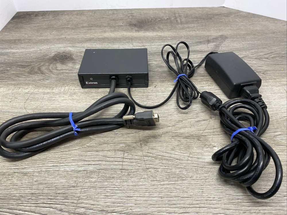 Extron P/2 DA2 Plus Dual Output VGA Distribution Amplifier