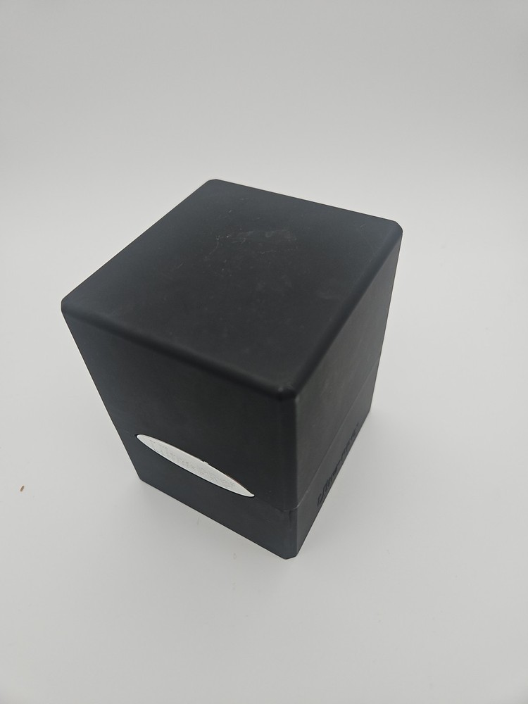 Ultra Pro E-15585 Satin Cube Deck Box-Jet Black