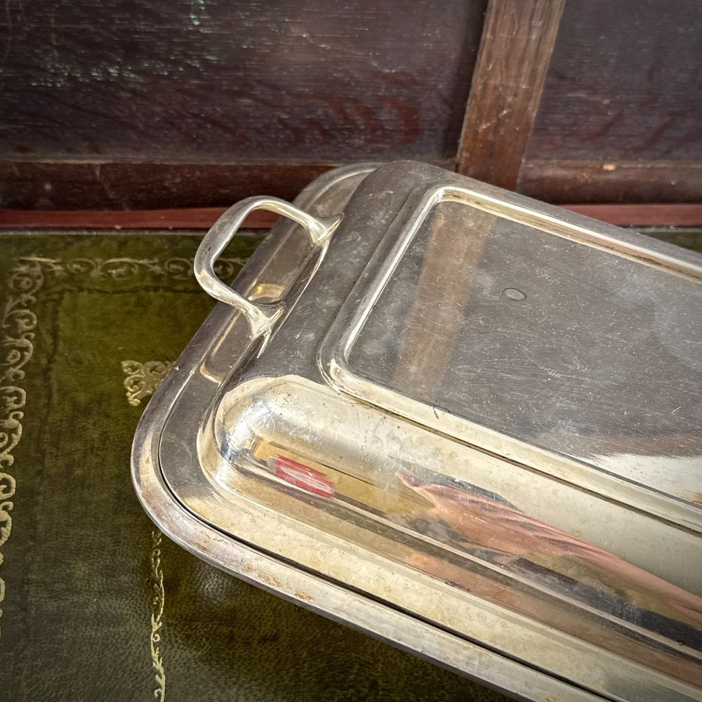 ANTIQUE SILVER PLATED RECTANGULAR ENTREE DISH LIDDED SERVING TUREEN EPNS