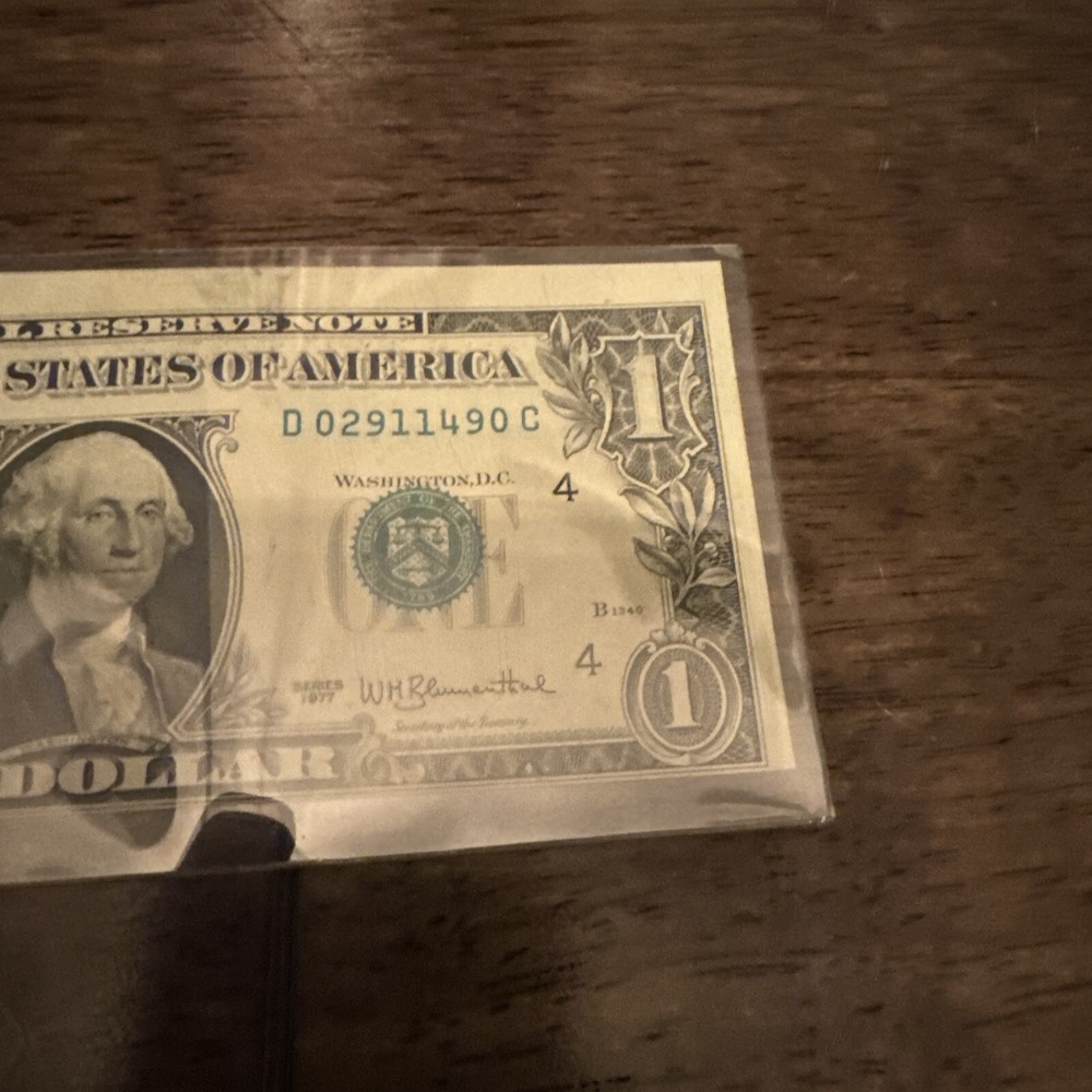 1977 $1 DOLLAR BILL ERROR NOTE ..MISALIGNED, MISPRINT, OFFSET