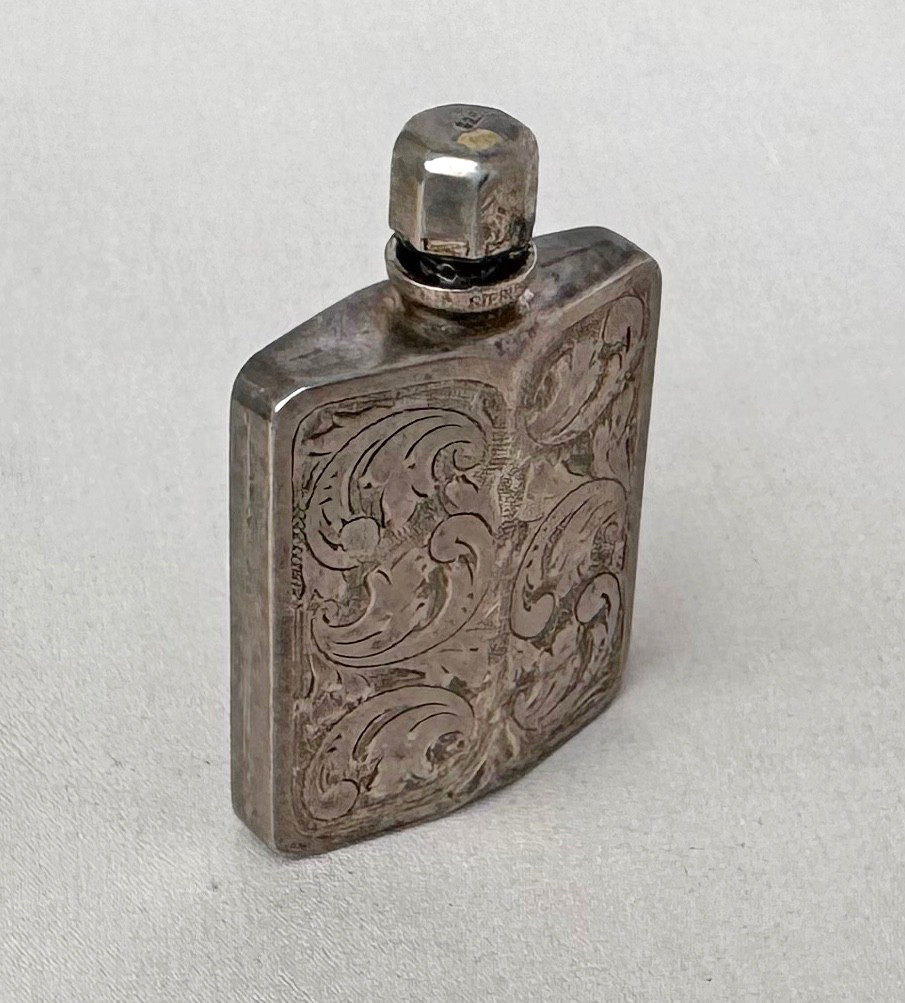 Sterling Silver Engraved Design Perfume Bottle with Wand Made in Germany;Y697
