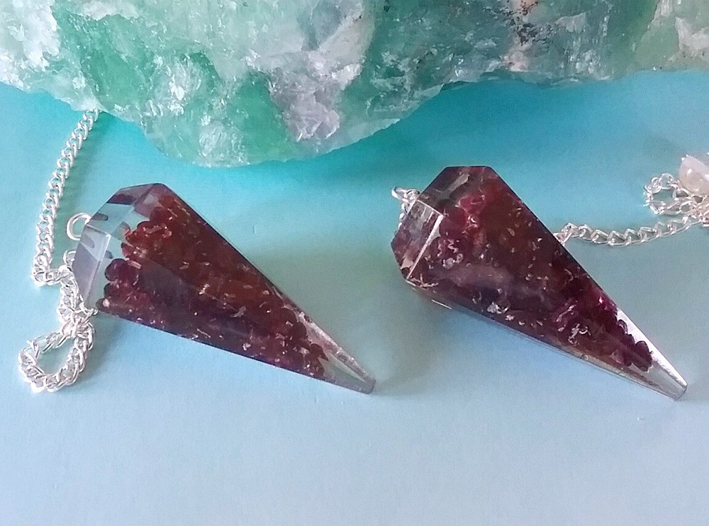 GARNET DOWSING PENDULUM, RUBY GARNET PENDULUM, RED CRYSTAL PENDULUM