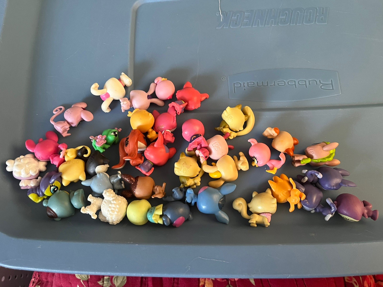 Vintage Lot Of 35 Authentic TINY. LPS Littlest Pet Shop Mini Animals
