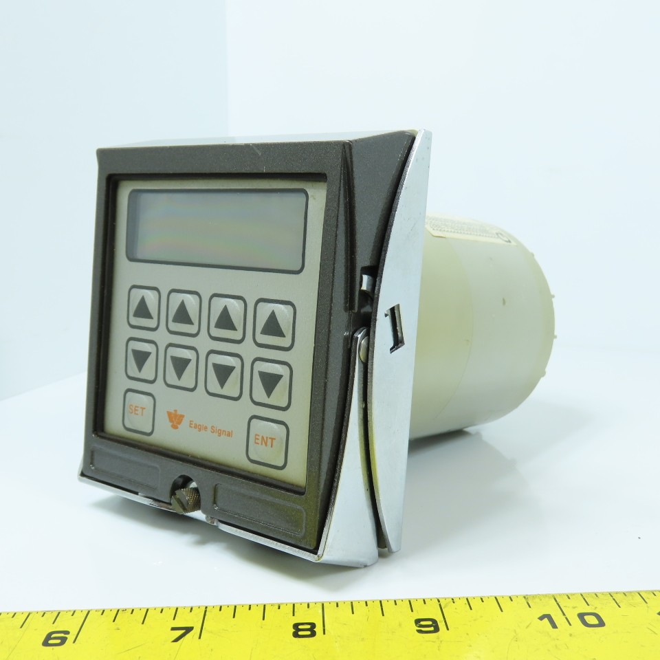 Eagle Signal CX302A6 Solid State Timer / Counter 120VAC