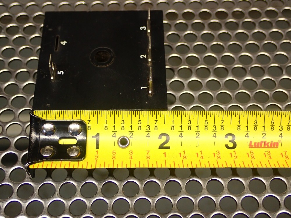 SSAC CT3S240 PC284 120VAC Solid State Timer New Old Stock