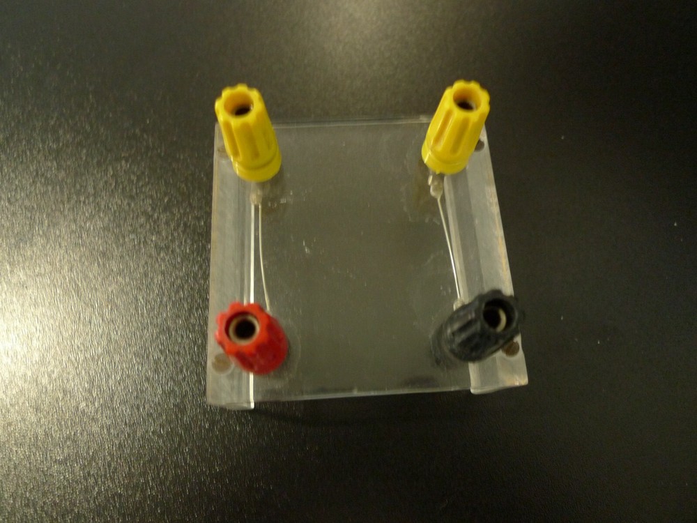Terminal Sockets 4MM Irwin Perspex Block Electronics Physics Lab Apparatus