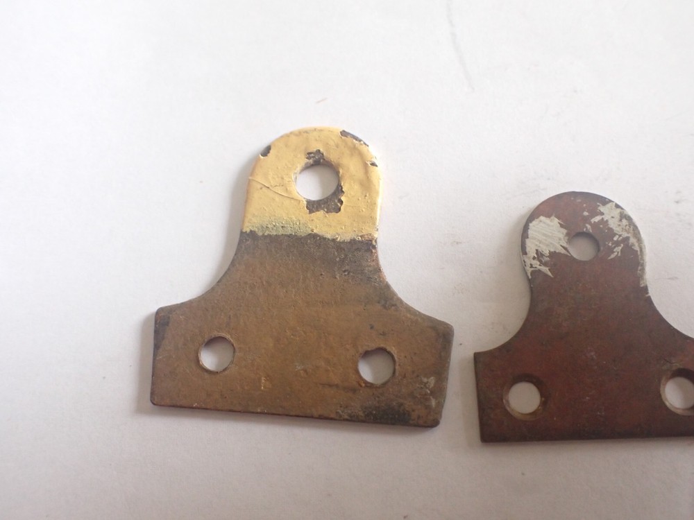 FIVE CLOCK WALL HANGERS