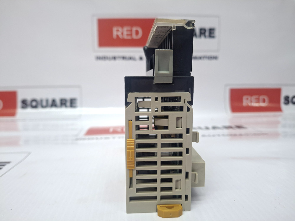 Omron CJ1W-TC004 Temperature Control Unit Module