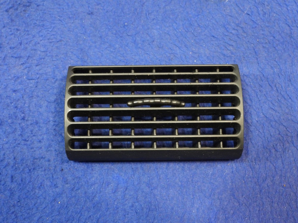 1994-2004 Ford Mustang OEM Dash Vent Replacement W10