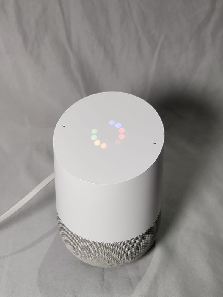 Used Google GA3A00417A14 Smart Speaker Google Assistant White!