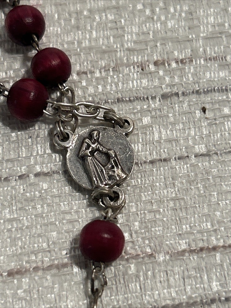Jubilaeum AD 2000 Rosary Beads & Pope Charm W/ Case