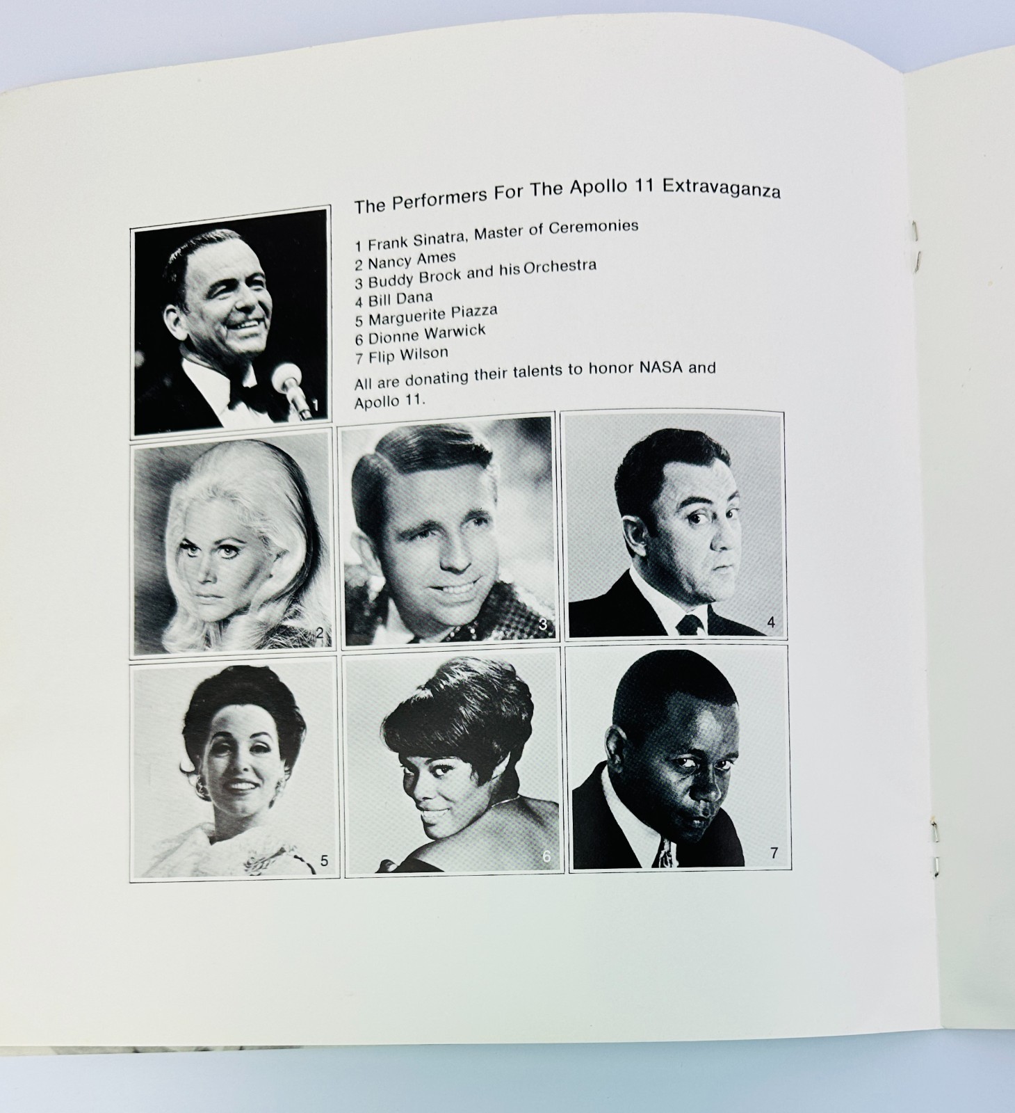 1969 APOLLO 11 Extravaganza NASA Astrodome Souvenir Program – Sinatra, Aldrin