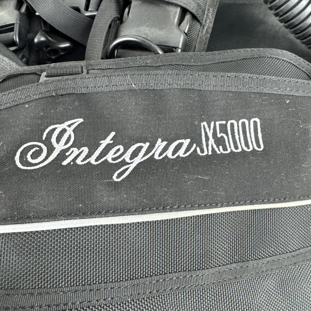 ScubaMax - Integra JX5000 BCD Size Large -Black Buoyancy Control Device