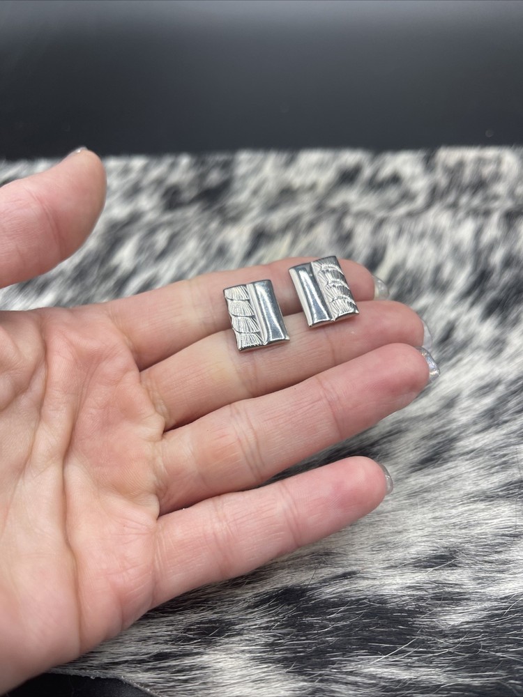 Stunning Silvertone Vintage Cuff Links #Q47